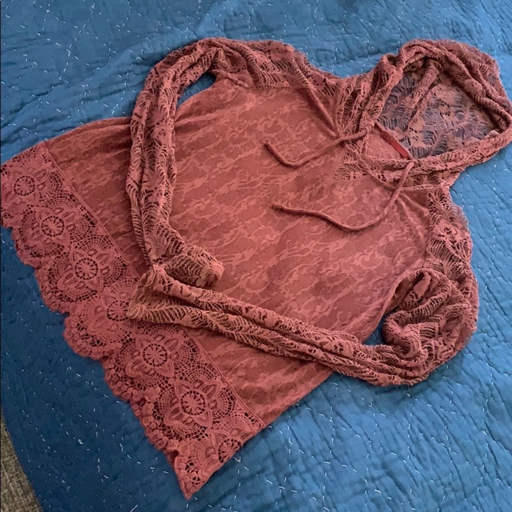 BKE hooded Lacey long sleeve shirt